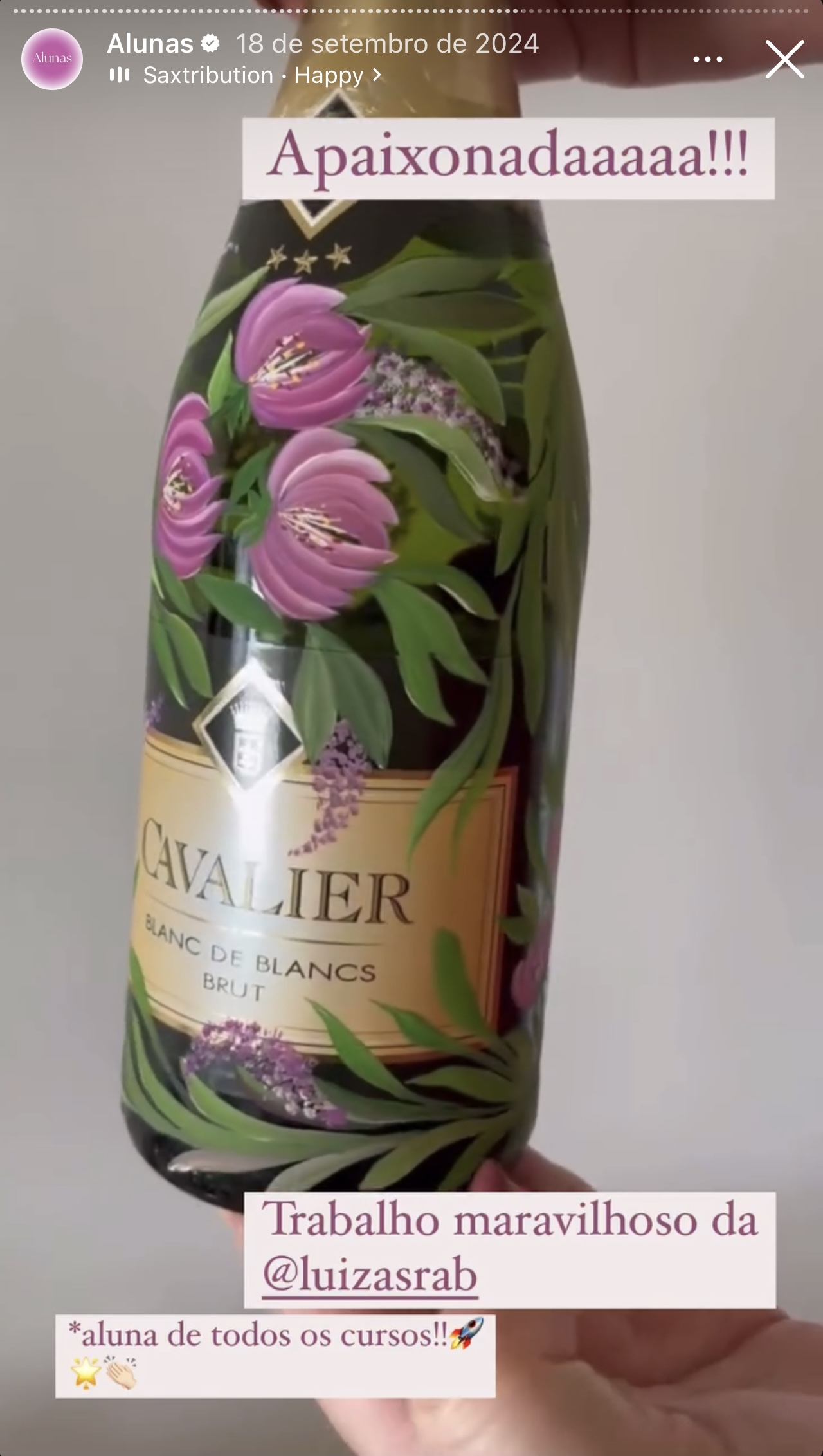 Peça pintada por aluna